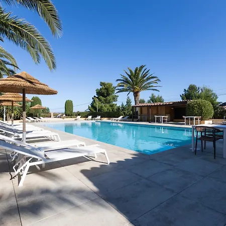 Dans Avec Piscine * Calvi (Corsica)